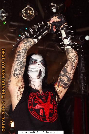 dap, pe alea 2 de mai sus le-am mai pus odata :rolleyes: scuze :zzz: dimmu borgir...