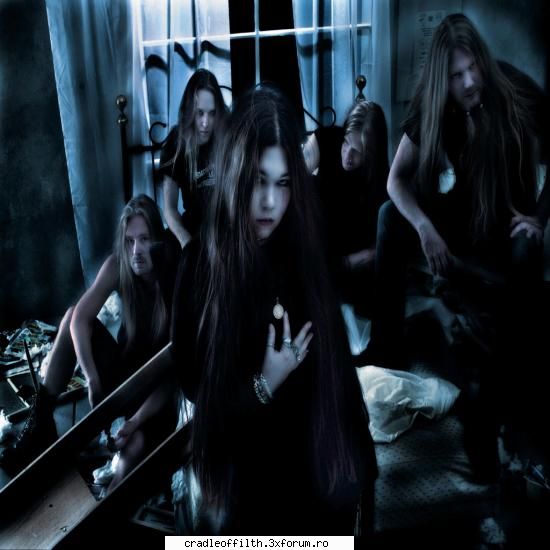 Dimmu Borgir... - a fost casatorit acum cativa ani cu solista de la - Other Music