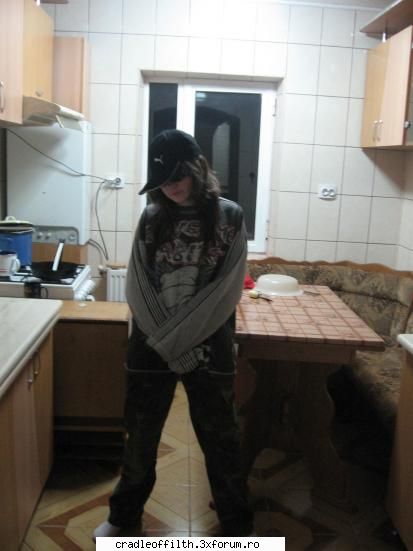 ME 1`st !!! - Asta`s yo .. ma rog nu va speriatzi de - Pics with us!
