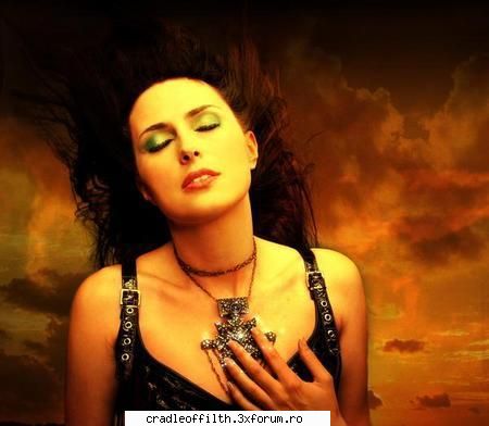 :razz:si asta e ultima sau mai within temptation