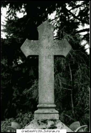 cool pics - ce imi plac crucile ma duc intr-un cimitir sa fac - Off-topic!