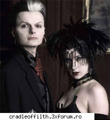 lacrimosa a fost formata in anul de 1990 -    tilo wolff * - voce, pian;
    anne nurmi * - voce;
