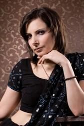 elis intre timp alta solista... cheama sandra schleret cantat printre altele formatia dreams